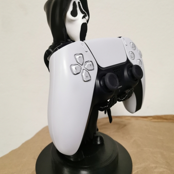Ghosh face Controller/ Phone Holder ( 3D Printed) - Picture 5 of 10